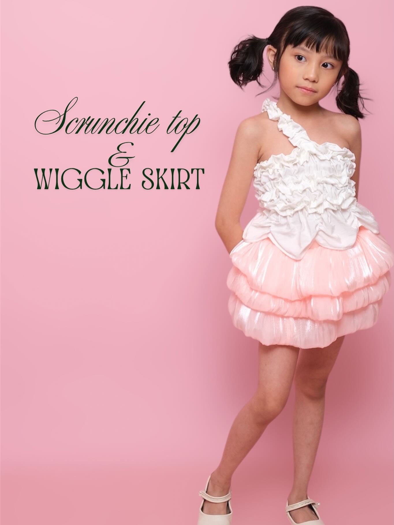 Wiggle skirt set in Pink