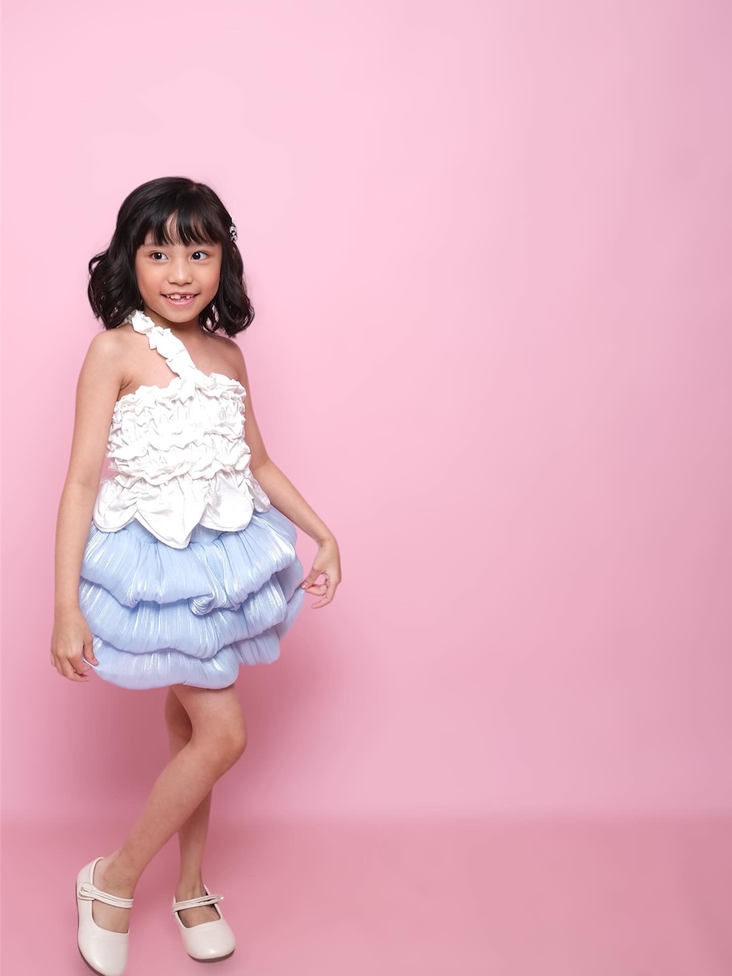 Wiggle skirt set in Sky Blue